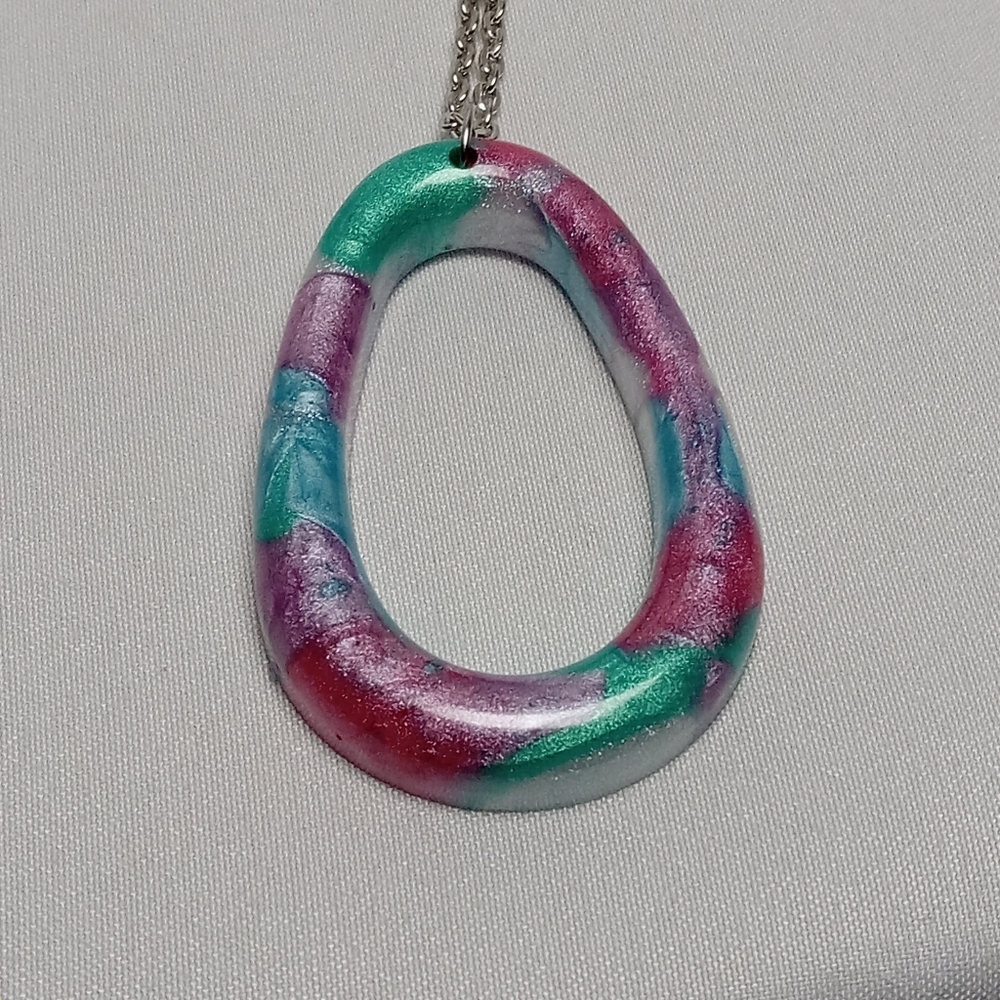 Hand Crafted Pink and White Necklace with Teardrop Design
